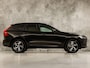 Volvo XC60 2.0 T8 Plug-in hybrid AWD Inscription Exclusive Automaat (PANORAMADAK, MEMORY SEAT, APPLE CARPLAY, LM VELGEN, STOELVERWARMING, NIEUWE APK, NIEUWSTAAT)