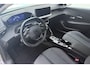 Peugeot 208 1.2 Hybrid 110 e-DCS6 Allure 110pk | Automaat | Climate Control | Apple Carplay - Android Auto | Cruise Control | Lichtmetalen Velgen