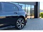 Volkswagen Golf 1.5 eTSI 3 x R-Line, HUD, Trekhaak, H&K, Stuurwiel Verwarming, Topstaat!