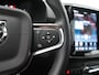 Volvo XC40 2.0 B3 Core - RIJKLAARPRIJS - All Seasonbanden - Achteruitrijcamera - Stoel- en Stuurverwarming!