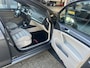 Volkswagen E-Golf 100% Elektrisch Airco Cruise controle Virtual display Navigatiesysteem Stuurwielbediening Telefoonverbinding Dynaudio Zwarte hemel Vol opties!! 230 km actieradius WLTP