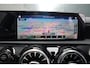 Mercedes-Benz A-klasse 200 AMG Pano Sfeerverlichting Burmester Camera Widescreen LED