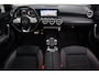 Mercedes-Benz A-klasse 200 AMG Pano Sfeerverlichting Burmester Camera Widescreen LED