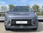 Hyundai Kona 1.6 GDI HEV Premium Sky SALE Full Hybride Automaat met Panorama schuifdak, Navigatie, Lederen bekleding en Climate Control Uit voorraad leverbaar