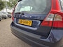 Volvo V70 1.6 T4 Limited Edition Automaat | NL-Auto | Schuifdak / Leder / Elektr. Achterkl / Blis