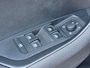 Skoda Karoq 1.5 TSI ACT Sportline Business | Met o.a. stoelverwarming, digitaal dashboard, navigatie en AppleCarPlay/AndroidAuto!