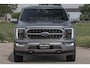 Ford F-150 PLATINUM | MASSAGE | PANO | GROOTSCHERM | COMFORT STOELEN | ADAPTIVE CRUISE | DC | DUBBELE CABINE | FACELIFT MODEL | GROOT SCHERM | 5 PERSOONS | DC | DASH CAM | MASSAGE | | De specialist in Amerikaanse pick‑ups in Nederland en Europa.