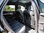 Audi E-tron e-tron 55 quattro 95 kWh | Panoramadak | 360 Camera | Apple Carplay | Bang & Olufsen | Head-Up Display | Trekhaak |