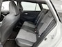 Toyota Corolla Touring Sports Hybrid 140 Dynamic | BTW voertuig | Stoelverwarming | Parkeersensoren voor+achter | Draadloze telefoonlader | Navigatie | Apple CarPlay/Android Auto | Cruise Control Adaptive |