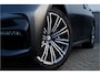 BMW 3-Serie 330e High Ex M-Sport Frozen / Glazen dak / Adaptief onderstel / Electrische stoelen /
