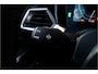BMW 3-Serie 330e High Ex M-Sport Frozen / Glazen dak / Adaptief onderstel / Electrische stoelen /