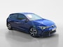 Volkswagen Golf 1.5 eTSI R-Line Business | Cruise Control | Climate Control | Digitaal Dashboard | Navigatie | Sportstoelen | Stoelverwarming | Stuurverwarming |