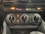 Mazda 2 1.5i Skyactiv-G Automaat-Navigatie-Cr.contr-Clima-Carplay-Parkeersensoren-Stoelverwarming-LED-Lm15''velgen