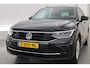Volkswagen Tiguan 1.5 TSI Life | Rijklaar!! | Adapt. Cruise | Trekhaak | Navi | Stoel- Stuurverw. | All Season | Apple CarPlay |