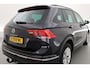 Volkswagen Tiguan 1.5 TSI Life | Rijklaar!! | Adapt. Cruise | Trekhaak | Navi | Stoel- Stuurverw. | All Season | Apple CarPlay |