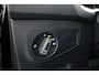 Volkswagen Tiguan 1.5 TSI Life | Rijklaar!! | Adapt. Cruise | Trekhaak | Navi | Stoel- Stuurverw. | All Season | Apple CarPlay |