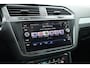 Volkswagen Tiguan 1.5 TSI Life | Rijklaar!! | Adapt. Cruise | Trekhaak | Navi | Stoel- Stuurverw. | All Season | Apple CarPlay |