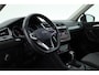Volkswagen Tiguan 1.5 TSI Life | Rijklaar!! | Adapt. Cruise | Trekhaak | Navi | Stoel- Stuurverw. | All Season | Apple CarPlay |