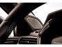 Lynk & Co 01 1.5 Plug-in Hybrid 262 Pk | Stuurverwarming | Panoramadak | Zwarte Hemel | 20 inch. LMV | 1e eigenaar