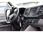 Volkswagen Crafter 35 2.0 TDI L3H3 PB Edition Camera, Adaptieve Cruise, Carplay, LED, Trekhaak, Multimedia, 140pk, Automaat, Sensoren, Uniek!