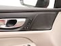 Volvo V60 T6 PLUG-IN HYBRID LONG RANGE ULTIMATE DARK 19INCH HARMAN KARDON 360GR CAM