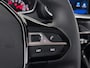 Peugeot 208 1.2 PureTech Active Pack Navigatie Apple CarPlay Android Auto Parkeerhulp achter Cruise Control Airco Bluetooth All Season banden Lichtmetalen velgen