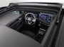 Volkswagen Tiguan 1.5 eHybrid R-Line Edition 272 pk Automaat (DSG) | Verlengde garantie | Navigatie | Panoramadak | Trekhaak (wegklapbaar) | Rondomzicht camera | Lederen bekleding |Stoelverwarming/ventilatie | R-Line |