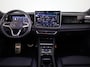 Volkswagen Tiguan 1.5 eHybrid R-Line Edition 272 pk Automaat (DSG) | Verlengde garantie | Navigatie | Panoramadak | Trekhaak (wegklapbaar) | Rondomzicht camera | Lederen bekleding |Stoelverwarming/ventilatie | R-Line |