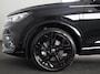 Volkswagen Tiguan 1.5 eHybrid R-Line Edition 272 pk Automaat (DSG) | Verlengde garantie | Navigatie | Panoramadak | Trekhaak (wegklapbaar) | Rondomzicht camera | Lederen bekleding |Stoelverwarming/ventilatie | R-Line |