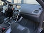 Volvo V40 2.0 T4 Business Sport | R-Design | Full LED | Stoelverwarming | BSR Uitlaat | Dealer Onderhouden
