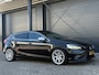 Volvo V40 2.0 T4 Business Sport | R-Design | Full LED | Stoelverwarming | BSR Uitlaat | Dealer Onderhouden