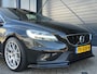 Volvo V40 2.0 T4 Business Sport | R-Design | Full LED | Stoelverwarming | BSR Uitlaat | Dealer Onderhouden