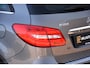 Mercedes-Benz B-klasse 180 Ambition 122pk Aut. * Leer * Xenon * Cruise * PDC V+A * Mooie auto