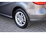 Mercedes-Benz B-klasse 180 Ambition 122pk Aut. * Leer * Xenon * Cruise * PDC V+A * Mooie auto