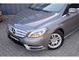 Mercedes-Benz B-klasse 180 Ambition 122pk Aut. * Leer * Xenon * Cruise * PDC V+A * Mooie auto