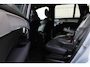 Volvo XC90 2.0 T8 Plug-in hybrid AWD Ultra Dark Exec. Ed. | Long Range | Volvo Car UX | Digital Service Pack 48 maanden | Driver Awareness | Driver Assistance | Volvo Guard Alarm | Visual Park Assist | Matrix Led koplampen | Nappa leder | Massagestoelen voor | Stoelventilatie voor | Elektrisch bedienbaar glazen panoramisch schuif-/kanteldak | Volvo on Call | Elektrisch bedienbare achterklep | Highend Audio by Bowers & Wilkins | 22" 7-Dubbel Spaaks Black Diamond Cut velgen | Grafisch Headup Display | Luchtvering | Verwarmbaar stuurwiel | Google Maps navigatie | Google Assistant | Nubuck hemelbekleding | Verwarmbare voorstoelen | Verwarmbare achterbank op buitenste zitplaatsen | Getinte ramen achter | Draadloze telefoonoplader | Zonneschermen achter