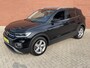 Volkswagen T-Cross 1.0 TSI 110pk DSG Style Navigatie Apple Carplay / Android Auto Camera Parkeer sensoren Dab Winterpakket Digitale Cockpit