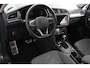 Volkswagen Tiguan Allspace 1.5 TSI 150pk DSG Move 7p. Navigatie Apple Carplay/Android Auto Wireless Trekhaak Parkeersensoren Camera Adaptive Cruise Control Stoel-en stuurverwarming Climate Control