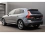 Volvo XC60 2.0 T4 Momentum Pro Panoramadak|Trekhaak|Leder|Winterpack