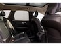 Volvo XC60 2.0 T4 Momentum Pro Panoramadak|Trekhaak|Leder|Winterpack