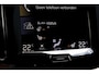 Volvo XC60 2.0 T4 Momentum Pro Panoramadak|Trekhaak|Leder|Winterpack