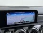 Mercedes-Benz A-klasse 200 164PK Automaat AMG Business Sol. Panoramadak Trekhaak Adap.Cruise Camera Navi Elek.Stoelen+Memory+Verwarmd Apple Carplay Android Auto Rijassistentiepakket Business Plus-pakket Pdc Privacy Glas DAB Bluetooth Lmv Isofix Apps 1.600KG Trekgewicht Origineel Nederlandse Auto