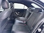 Mercedes-Benz A-klasse 200 164PK Automaat AMG Business Sol. Panoramadak Trekhaak Adap.Cruise Camera Navi Elek.Stoelen+Memory+Verwarmd Apple Carplay Android Auto Rijassistentiepakket Business Plus-pakket Pdc Privacy Glas DAB Bluetooth Lmv Isofix Apps 1.600KG Trekgewicht Origineel Nederlandse Auto