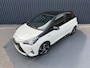 Toyota Yaris 1.5 Hybrid Bi-Tone Plus | Pano dak | PDC Achter | 10 jr GARANTIE | Rijklaar!!
