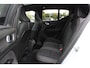 Volvo XC40 1.5 T5 Twin Engine R-Design / Panoramadak / Camera / 20'' / Stoel+Stuurverwarming / CarPlay / Dodehoek / DAB / Cruise Control Adaptief
