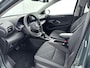 Toyota Yaris 1.5 Hybrid 115 Dynamic | Dodehoek detectie | Parkeersensoren voor/achter | Stoel-/stuurverwarming | Apple Carplay / Android Auto | Keyless | Adaptive Cruise | Clima | Camera | LED | 16 inch