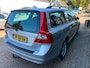 Volvo V70 2.5T Momentum Automaat LEER / PDC / TREKHAAK