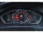 Volvo V40 T3 Polar Plus Sport - Panoramadak - Harman/Kardon audio - Parkeercamera achter - Verwarmde voorstoelen - Parkeersensoren voor & achter - Schakelpaddles aan stuur - Volvo On Call - Cruise Control - Navigatie - Standkachel - Extra getint glas - 17' LMV