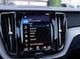 Volvo XC60 2.0 T8 Twin Engine AWD Inscription | Pano | Ventilatie | Surround View |