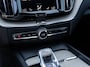 Volvo XC60 2.0 T8 Twin Engine AWD Inscription | Pano | Ventilatie | Surround View |